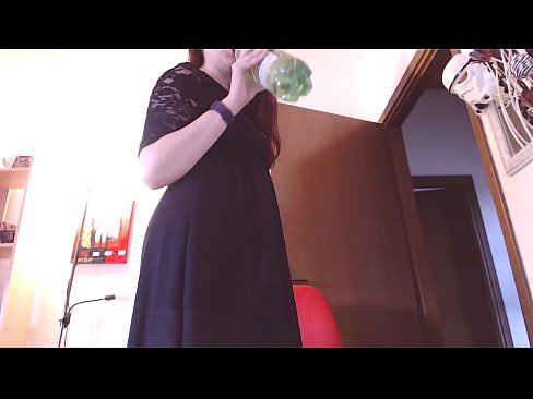 ❤️ Um escravo submisso que ama calcinhas sujas e luxuriosas é forçado a se masturbar depois de assistir a este vídeo! ☑ Porno em pt-br.mysexpics.ru ﹏